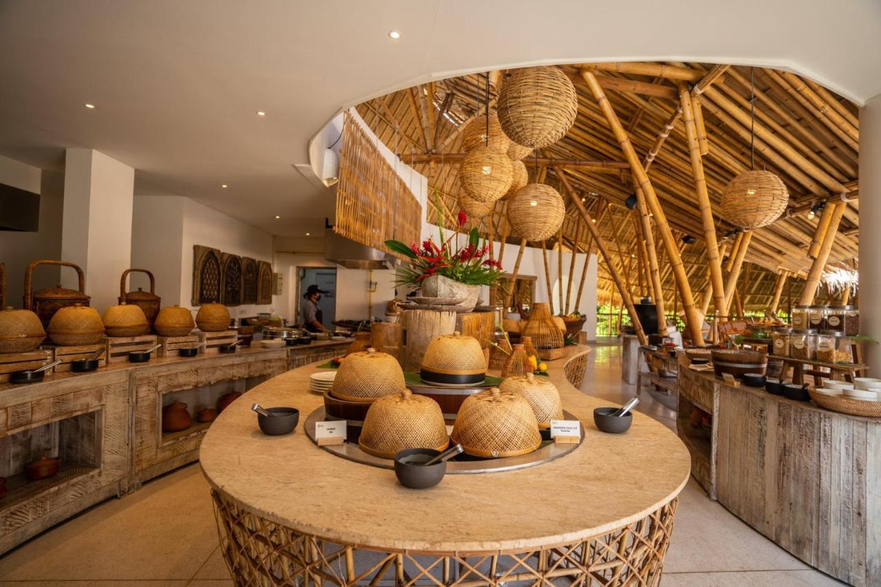 Eden Beach Khaolak Resort And Spa A Lopesan Collection Hotel - Sha Extra Plus Khao Lak Exterior photo The restaurant at the resort