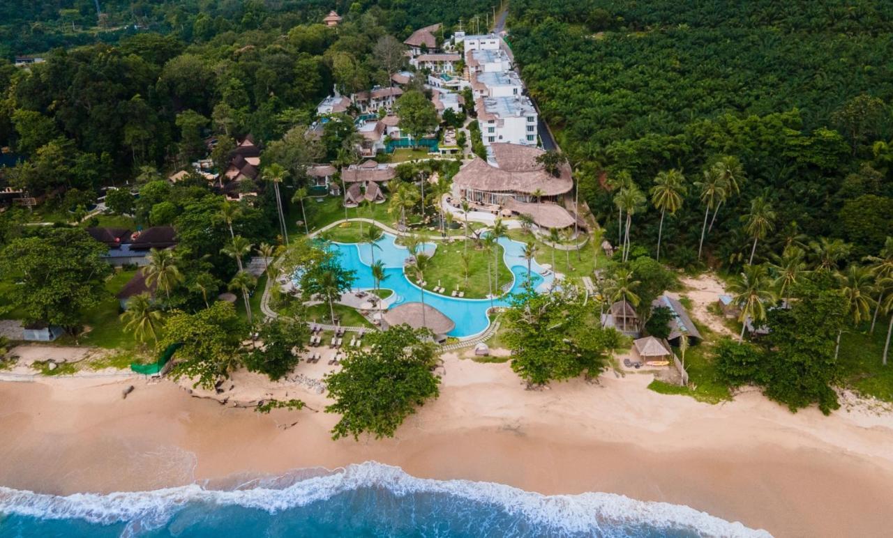 Eden Beach Khaolak Resort And Spa A Lopesan Collection Hotel - Sha Extra Plus Khao Lak Exterior photo Aerial view of the resort