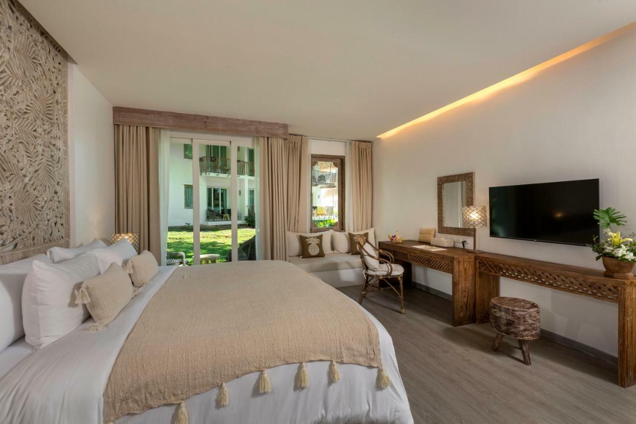 Eden Beach Khaolak Resort And Spa A Lopesan Collection Hotel - Sha Extra Plus Khao Lak Exterior photo Deluxe room